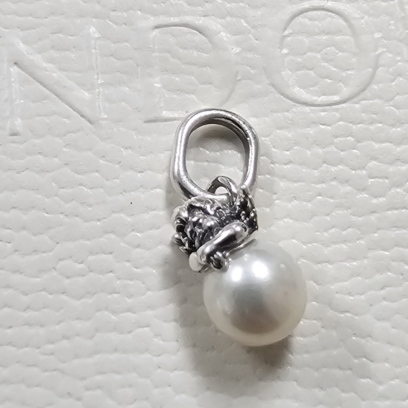 PANDORAME Cupid Mini Dangle Charm - Picture 4 of 8